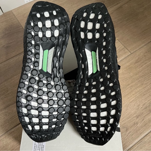 Adidas  Men's Ultraboost 1.0 - Picture 8 of 9